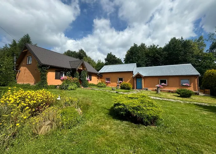 Zakatek Transformacji 乡村民宿 Luzna